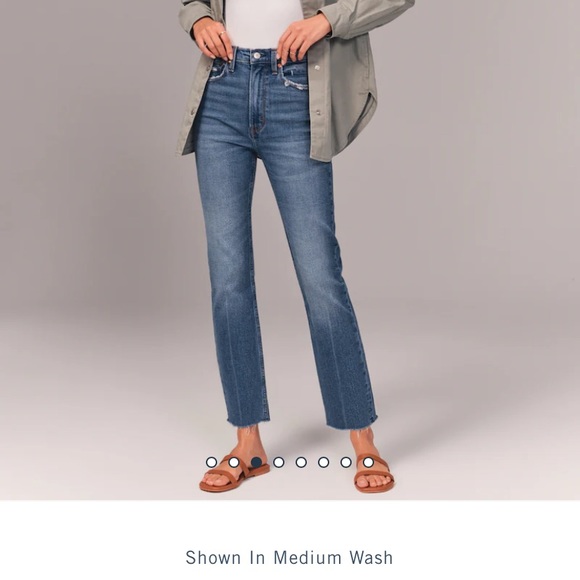 Abercrombie The Ankle Straight Ultra High Rise, 26 regular - Picture 2 of 9